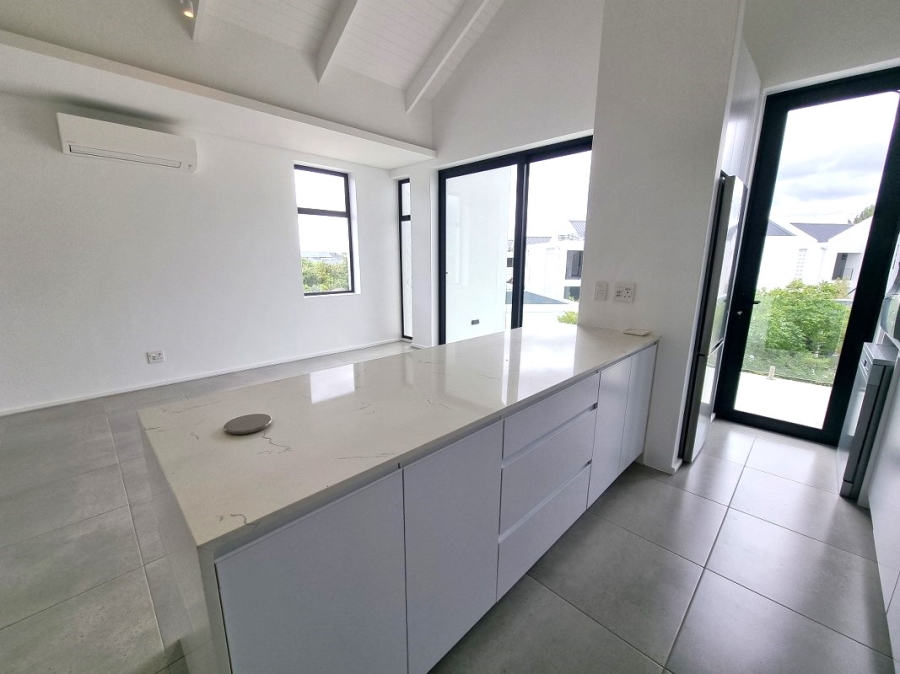 1 Bedroom Property for Sale in Val De Vie Estate Western Cape